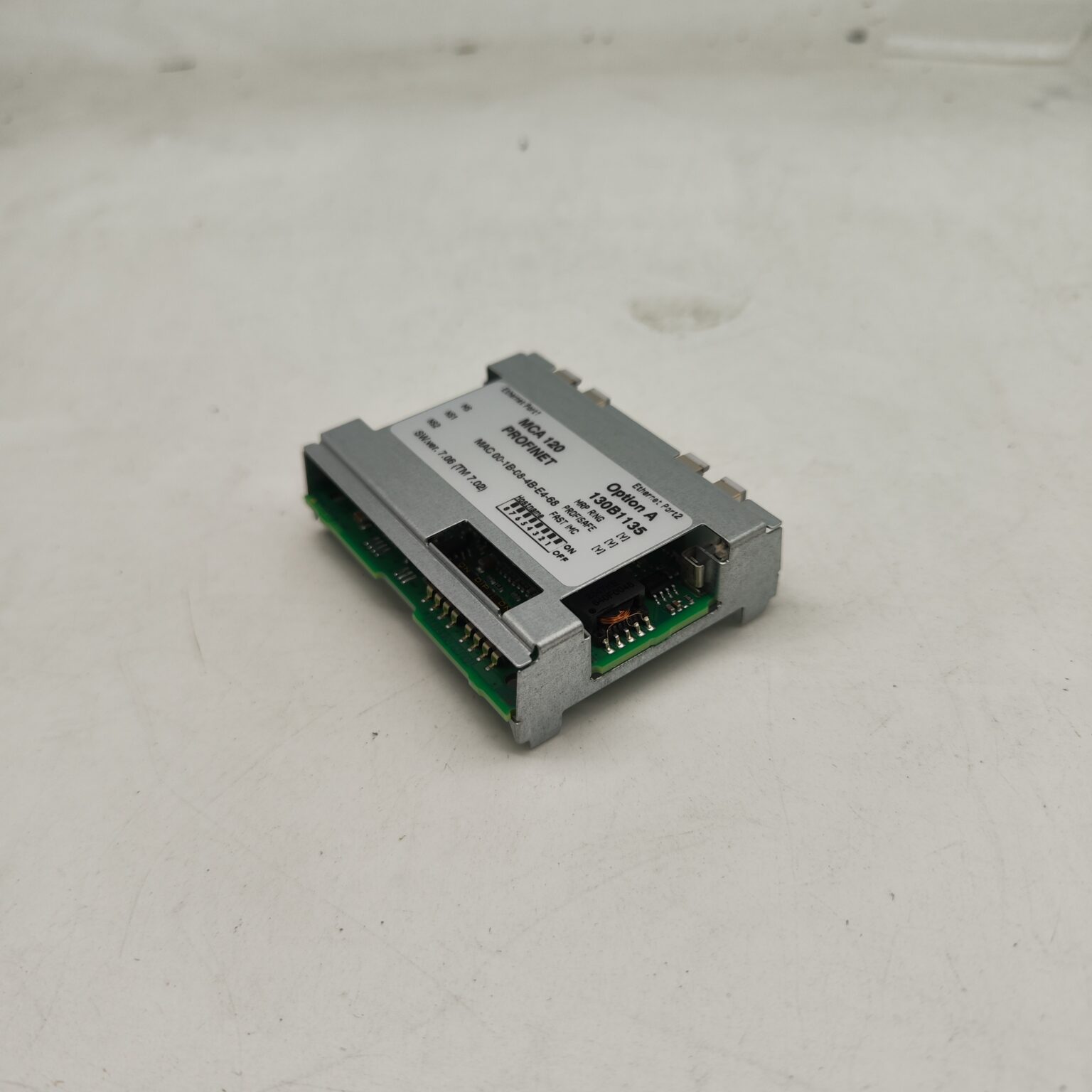 130B1135